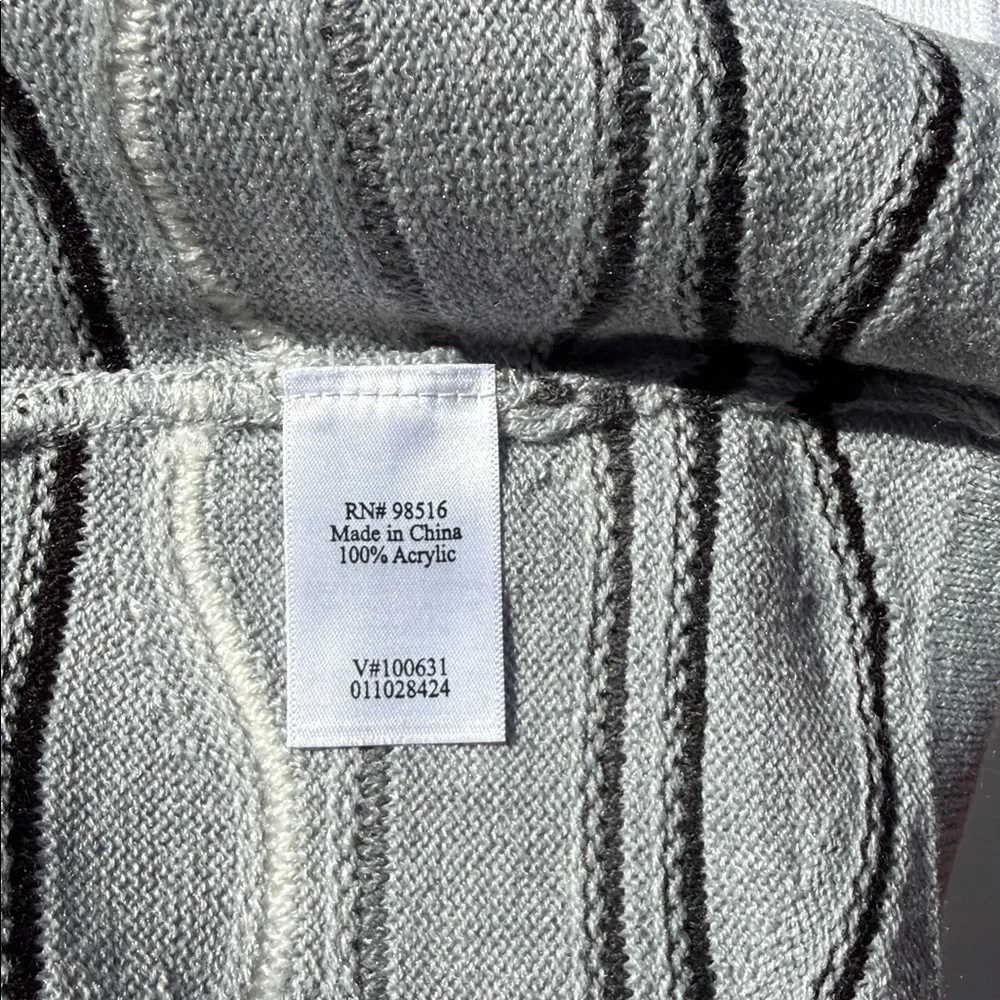 Coldwater Creek Gray and Black Wavy Stripe Cardigan - Picture 5 of 7